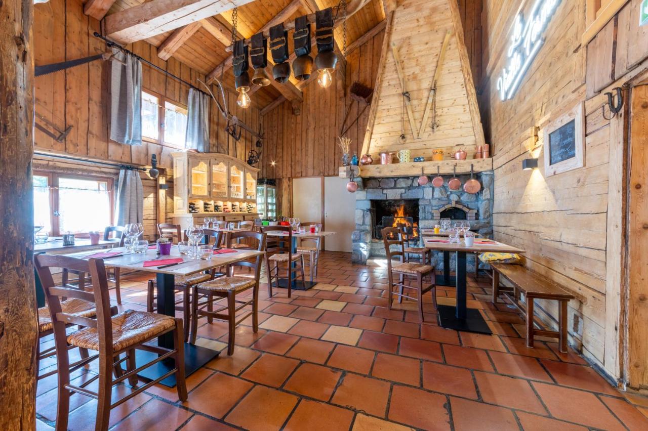 La Vieille Ferme Hotel Manigod Exterior photo
