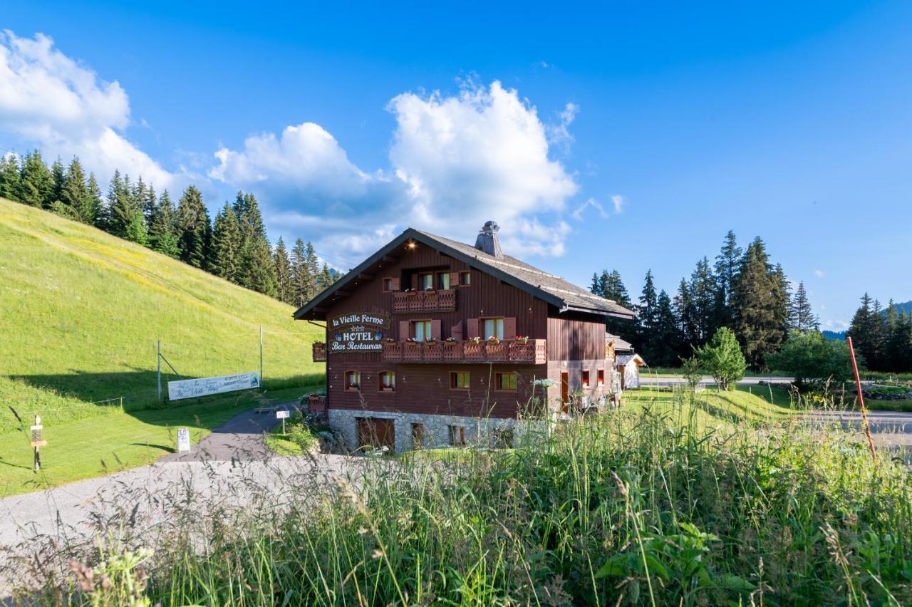 La Vieille Ferme Hotel Manigod Exterior photo